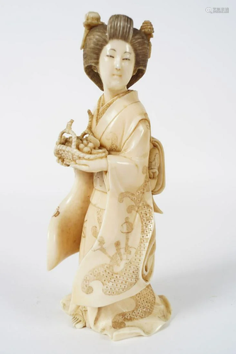 JAPANESE MEIJI IVORY FIGURE