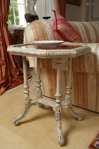 PAIR OF 19TH-CENTURY MAHOGANY LAMP TABLES