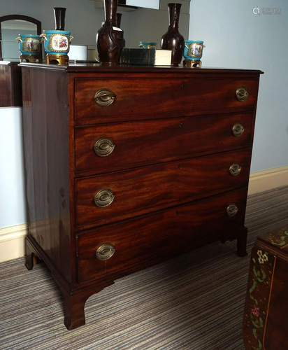 GEORGE III MAHOGANY CHEST