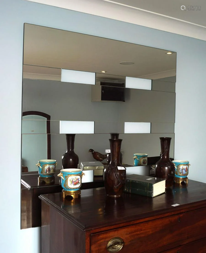 DESIGNER GLASS MIRROR