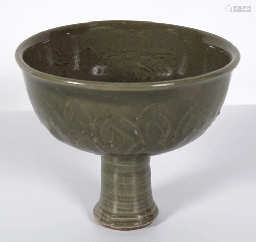 CHINESE GUAN WARE CELADON STEM BOWL