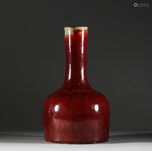 Qing Dynasty, monochrome glazed Zun bottle