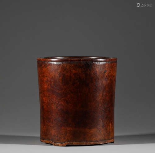 In Qing Dynasty, Huanghua pear wooden pen holder