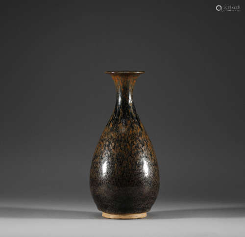 In the Song Dynasty, the kiln was built with black gold glaz...