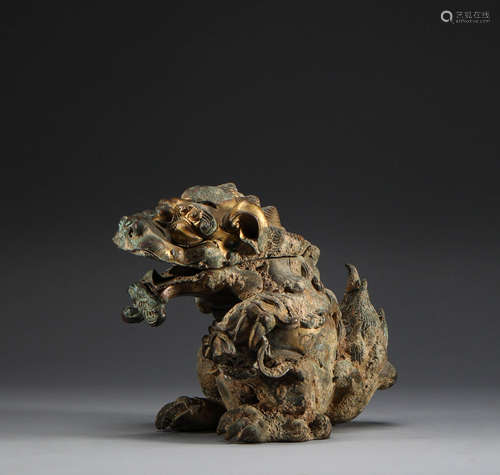 Bronze gilded lion in Tang Dynasty