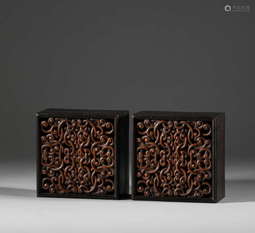 In the Qing Dynasty, red sandalwood inlaid boxwood hollow ou...