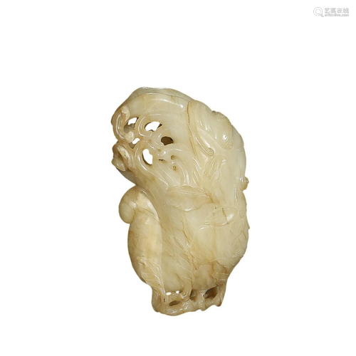 HETIAN JADE 'BERGAMOT' ORNAMENT