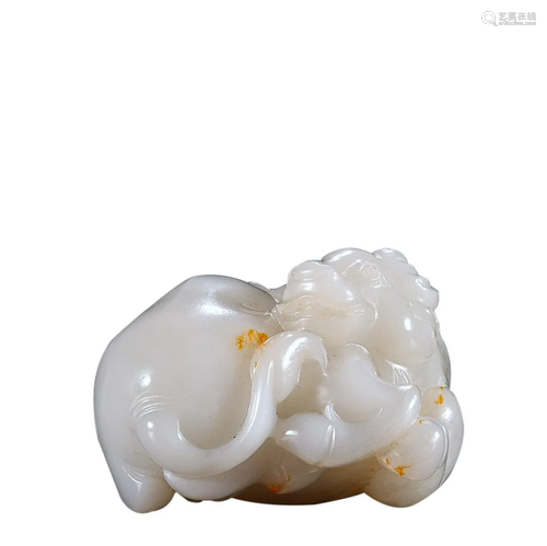 HETIAN JADE 'OX' ORNAMENT