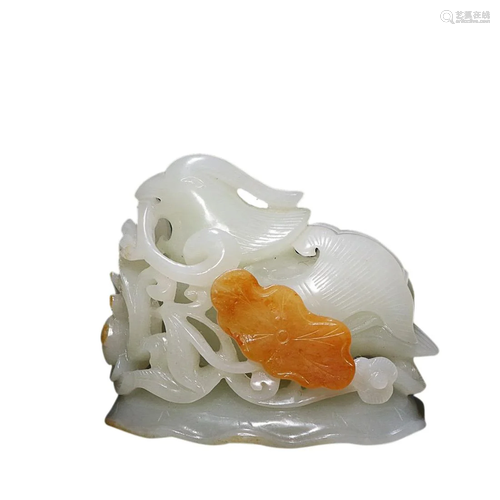 HETIAN JADE 'BIRD AND FLOWER' OPENWORK ORNAMENT