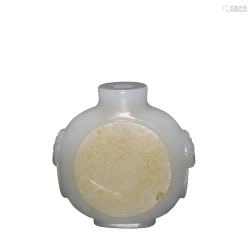 HETIAN JADE SNUFF BOTTLE