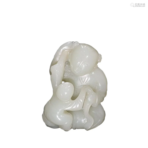 HETIAN JADE FIGURE OF BOY