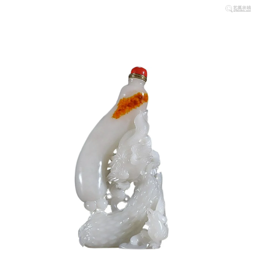 HETIAN JADE GOURD SHAPED SNUFF BOTTLE