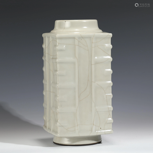 QIANLONG GE KLIN PORCELAIN ZONG VASE