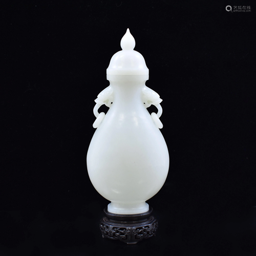 WHITE JADE LIDDED VASE ON STAND