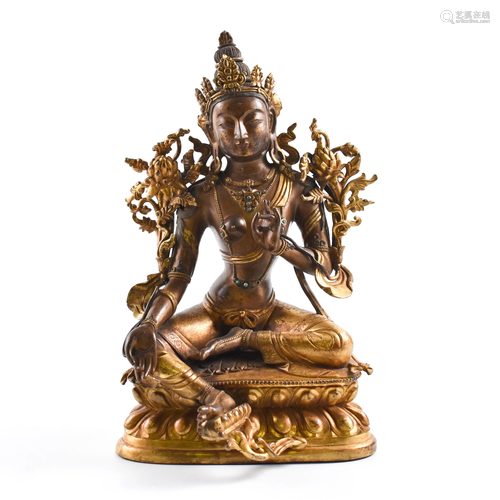 A FINE CHINESE GILT BRONZE SEATED BUDDHA