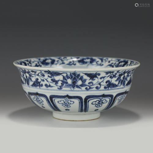 YUAN DYNASTY BLUE & WHITE FLOWER PORCELAIN BOWL