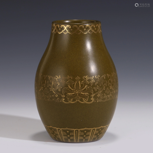 QIANLONG TEA DUST GLAZED WITH GILT DECORATION JAR