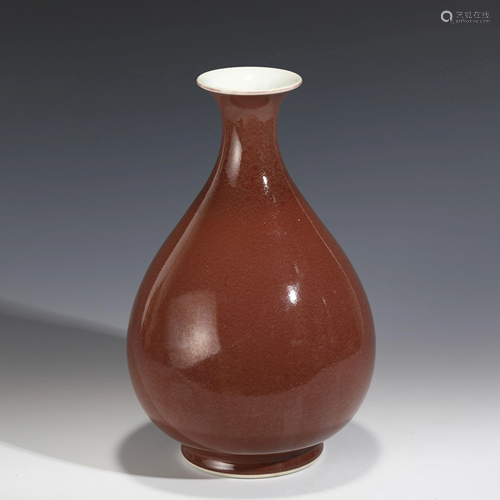 QIANLONG MEMORIAL RED PORCELAIN SPRING POT VASE