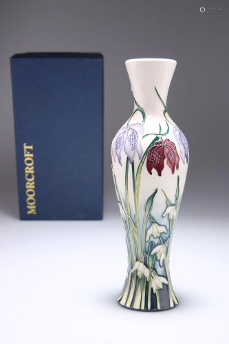 A MOORCROFT POTTERY VASE, tubelined and hand-painted