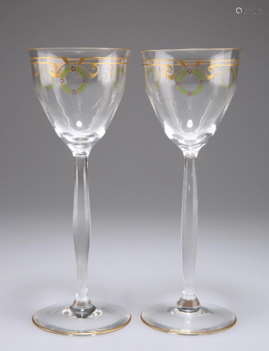 A PAIR OF GERMAN ART NOUVEAU THERESIENTHAL JUGEND…