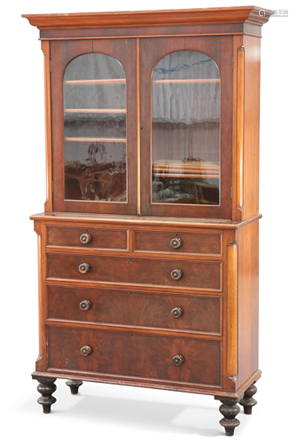 A VICTORIAN MAHOGANY BOOKCASE ON CHEST, the moulded