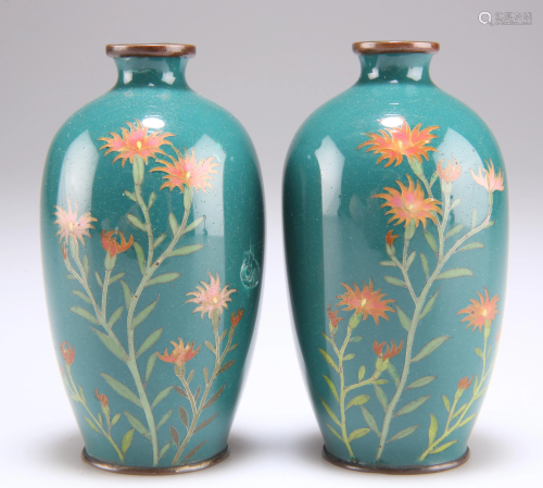 A PAIR OF JAPANESE GINBARI CLOISONNÉ VASES, MARKS