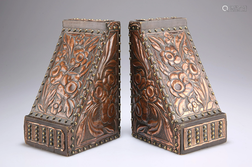 A PAIR OF ARTS AND CRAFTS COPPER AND BRASS-MOUNTED