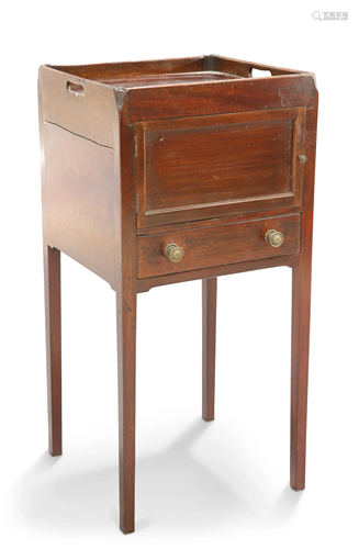 A SMALL GEORGE III MAHOGANY TRAY-TOP COMMODE, …