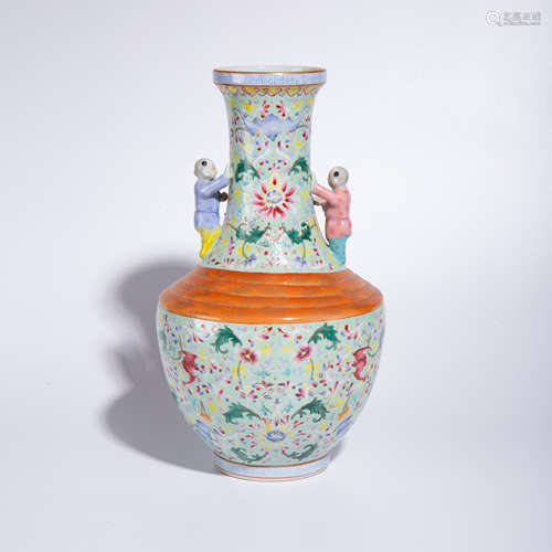 Qing Dynasty Qianlong pastel bottle