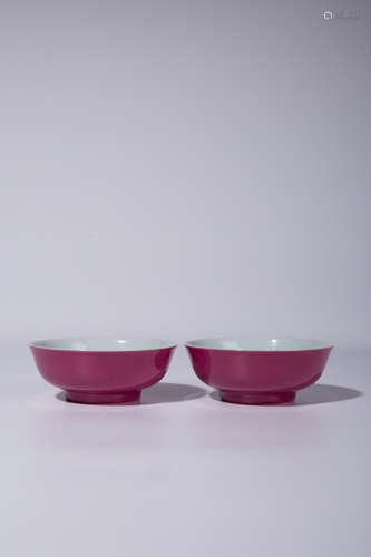 A pair of rouge glazed small plates in Yongzheng of Qing Dyn...