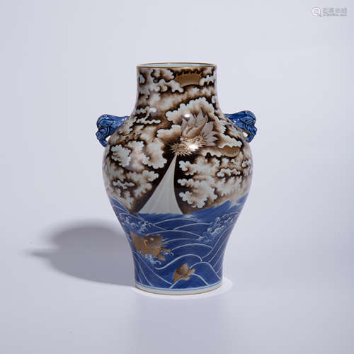 Qing Dynasty Qianlong pastel dragon bottle