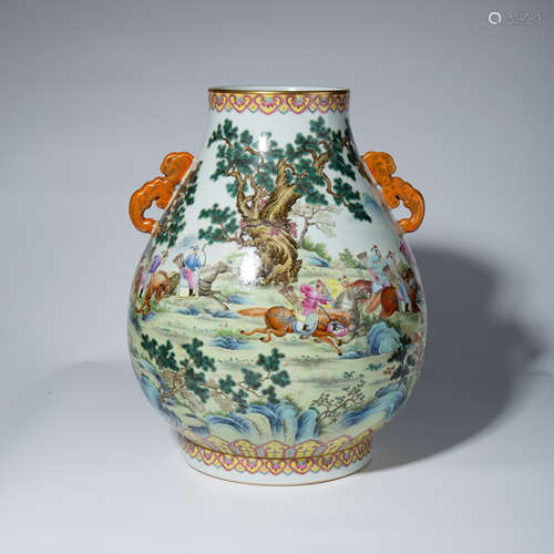 Qing Qianlong pastel two ear bottle