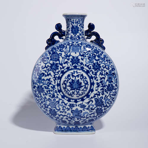 Qing Dynasty Qianlong blue and white flat bottle