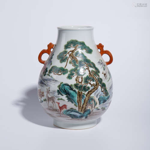 Qing Qianlong pastel two ear bottle