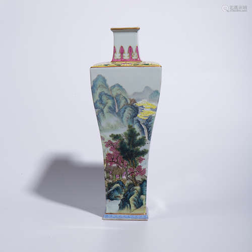 Qing Dynasty Qianlong pastel square bottle