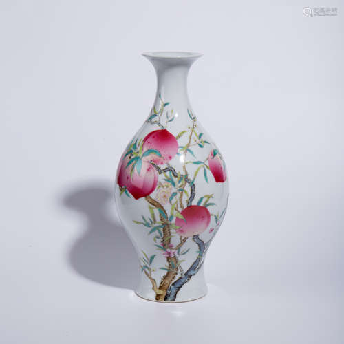 Qing Dynasty Yongzheng pink peach pattern olive bottle