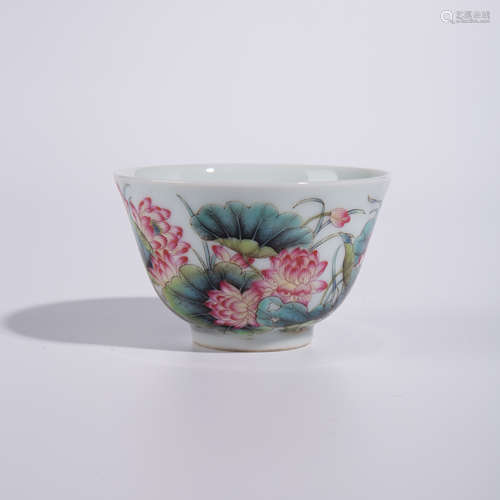 Qing Yongzheng pink lotus bowl