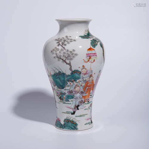 Qing Dynasty Xianfeng pastel bottle