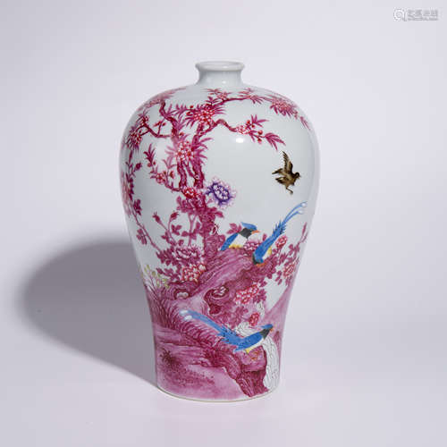 Plum vase with red flower and bird pattern in Yongzheng of Q...