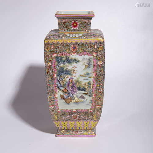 Qing Dynasty Qianlong pastel square bottle