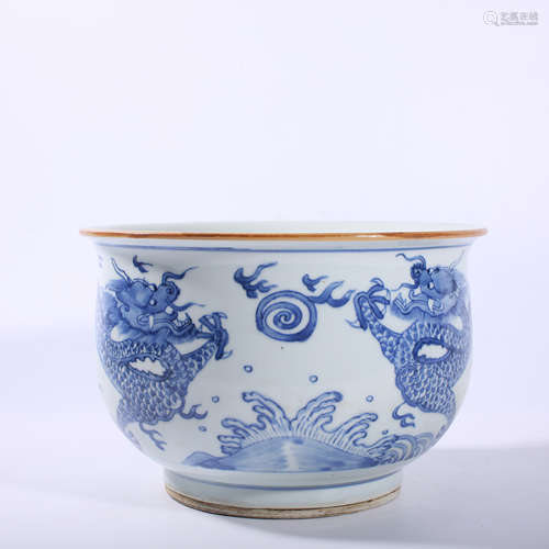 Qing Dynasty blue and white dragon pattern small VAT