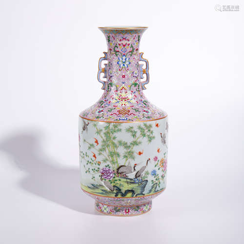 Qing Qianlong pastel two ear bottle