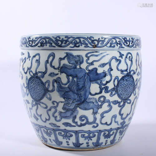 Blue and white animal pattern stove of Ming Dynasty