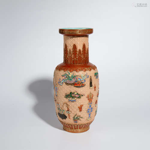 Qing Dynasty Qianlong pastel mallet bottle