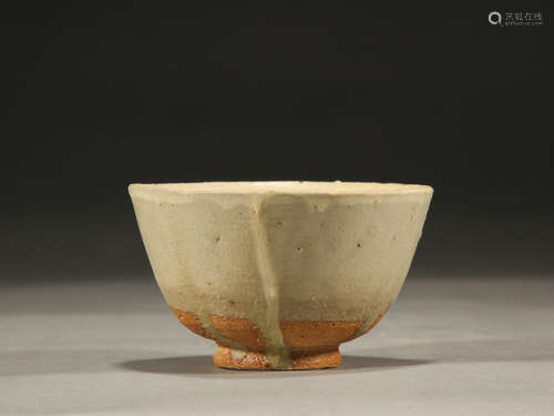 Yuezhou kiln tea cups in the Tang Dynasty