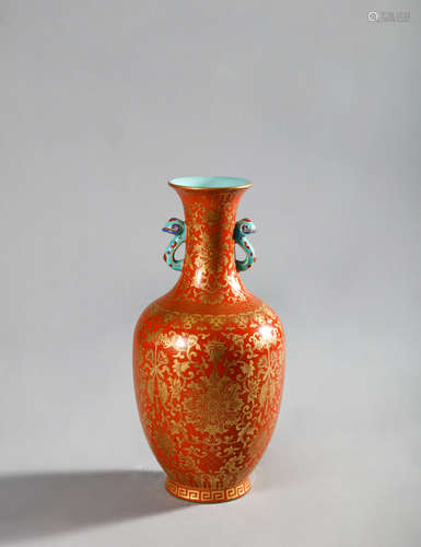 CHINESE RED GROUND AND GILT DECORATED RUYI EARED VASE