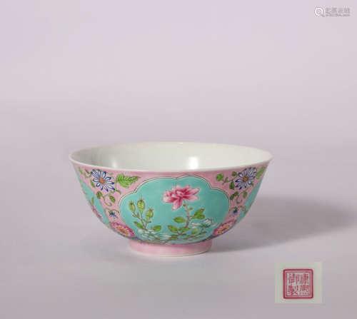 CHINESE FAMILLE ROSE FLORAL BOWL