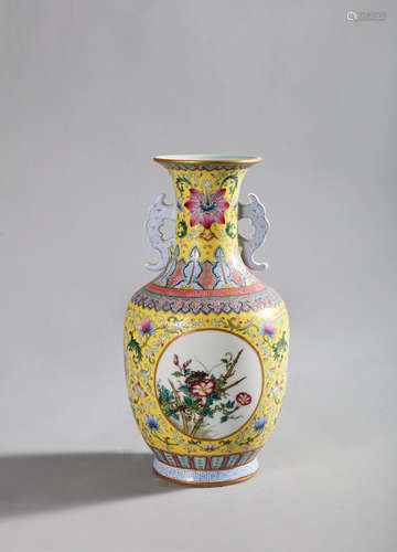 CHINESE FAMILLE ROSE INSECTS AND FLOWER VASE