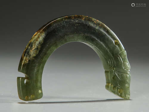 Jade pendant in Shang dynasty