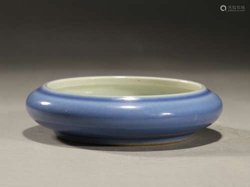 Sky-blue glaze brush wash in Qing Dynasty